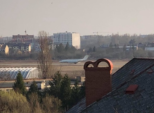 На Закарпаття прилетів Медведчук (ФОТО, ВІДЕО)