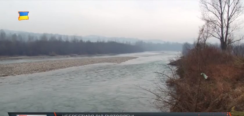 На Тячівщині люди із острахом чекають весняних паводків (ВІДЕО)